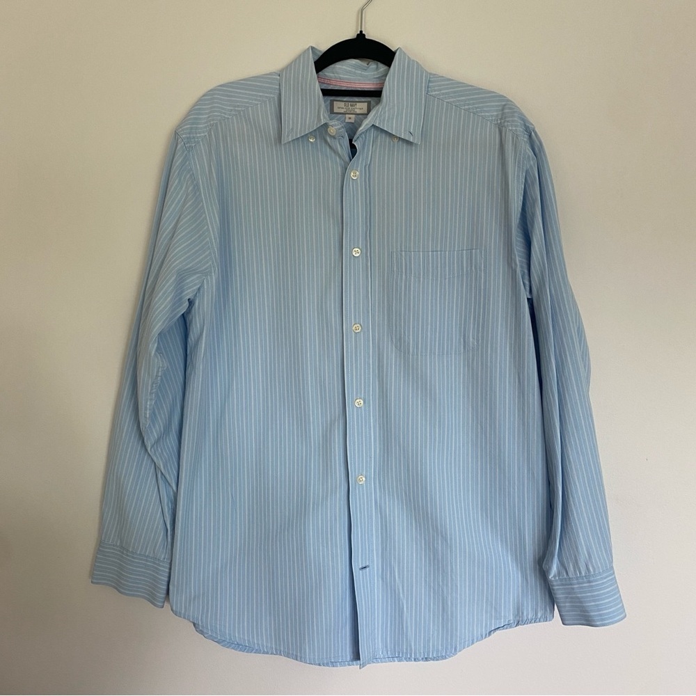 Old Navy Blue and White Dress Shirt Classic Style - Picture 2 of 6